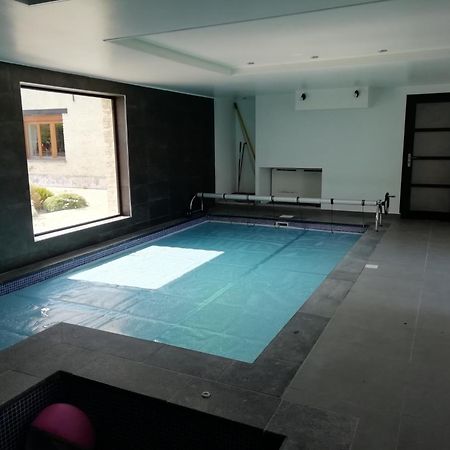 Etage A La Ferme Avec Piscine Interieure Privative, Selon Date Bassee Exterior photo